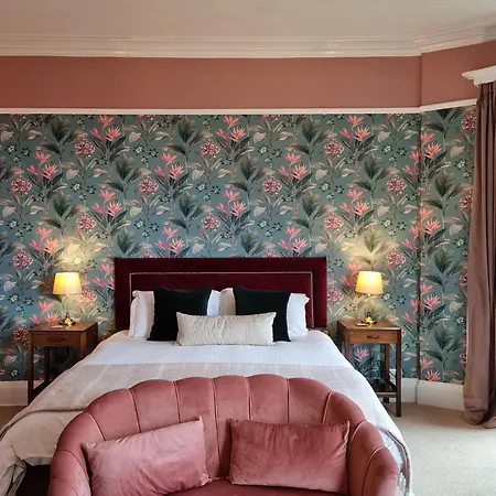 Laston House-3